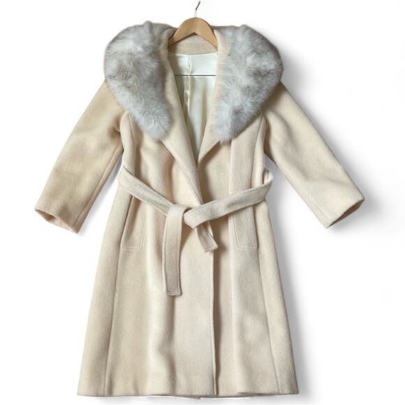 Vintage Wool & Mohair Fur Coat in Butter Peach  Woman’s Size 4 - Picture 1 of 9